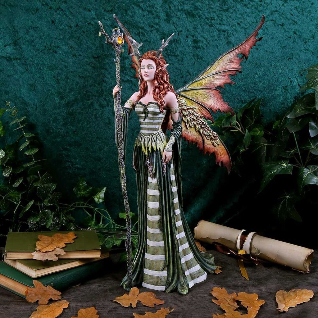 The green woman figurine