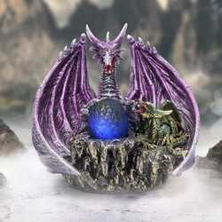 The arrival dragon figurine