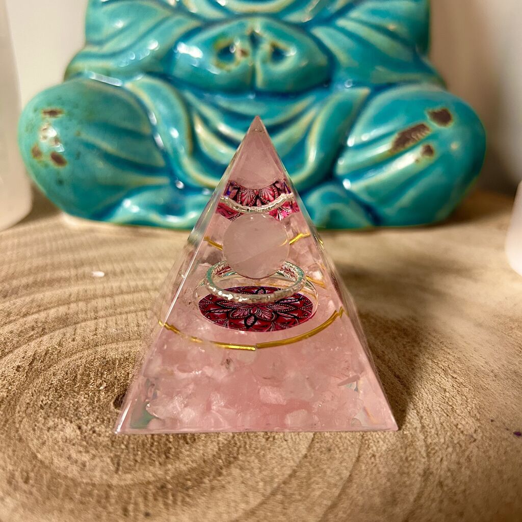 orgonite-rose-quartz-mandala
