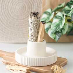 Cream ribbed smudge burner