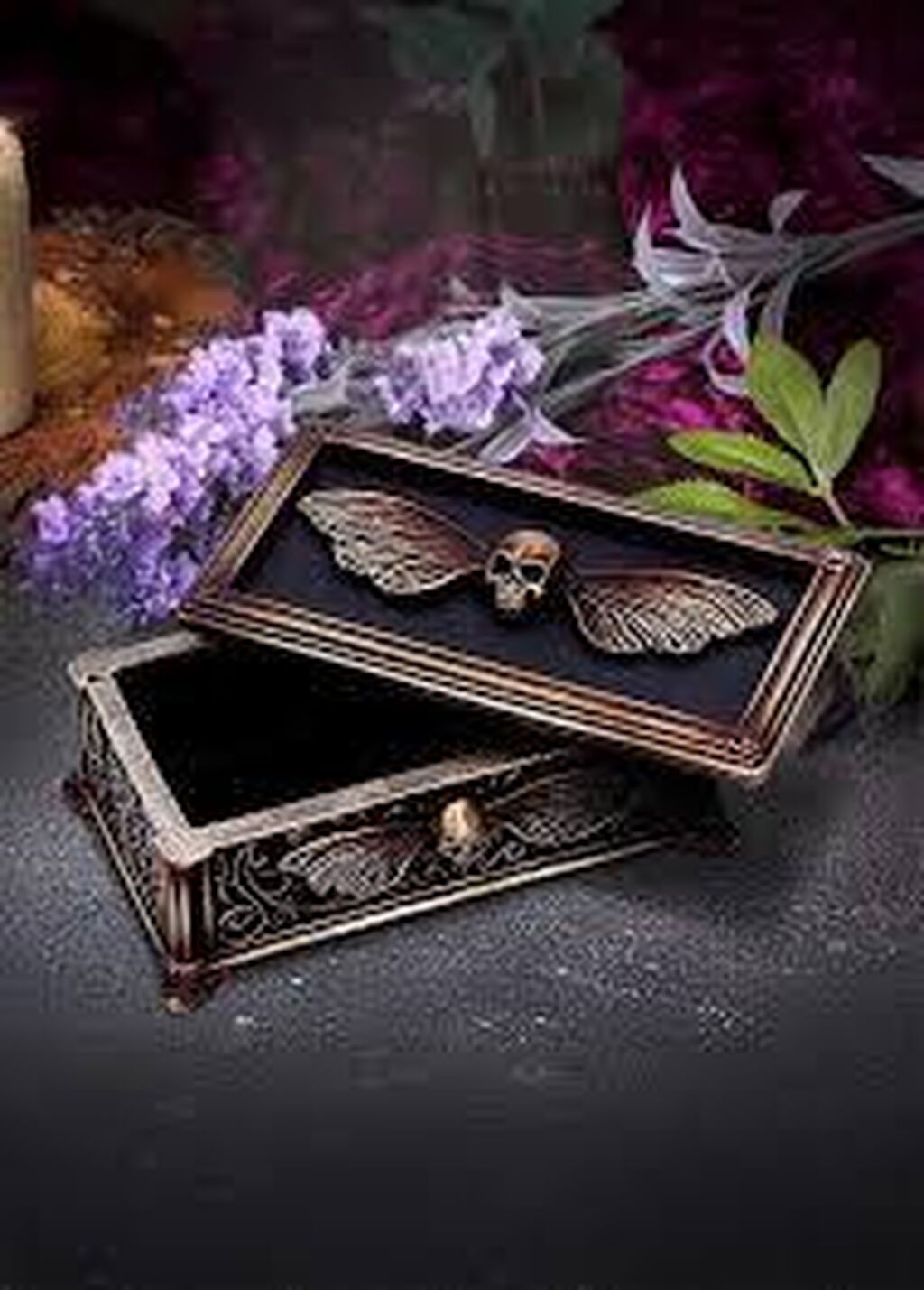 Deaths head treasure box