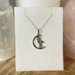 owl-sterling-silver-peridot-necklace