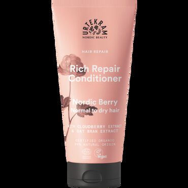 Urtekram Nordic Berries Rich Repair Conditioner Aqua, Aloe Barbadensis Leaf Extract, Glycerin, Distearoylethyl Dimonium Chloride, Cetearyl Alcohol, Cocos Nucifera Oil, Rubus Chamaemorus Fruit Extract, Magnolia Officinalis Bark Extract, Avena Sativa Bran Extract, Beta-Sitosterol, Avena Sativa Kernel Oil, Squalene, Glyceryl Stearate SE, Tocopherol, Sodium Hydroxide, Glyceryl Caprylate, Parfum ( = ingredient from Organic Farming, = made using organic ingredients). 17 % organic of total. 64 % organic of total minus water and minerals. 99 % natural origin of total.