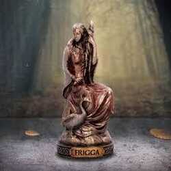 Frigga mini goddess