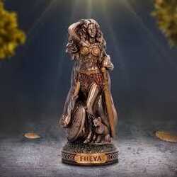 Freya goddess mini