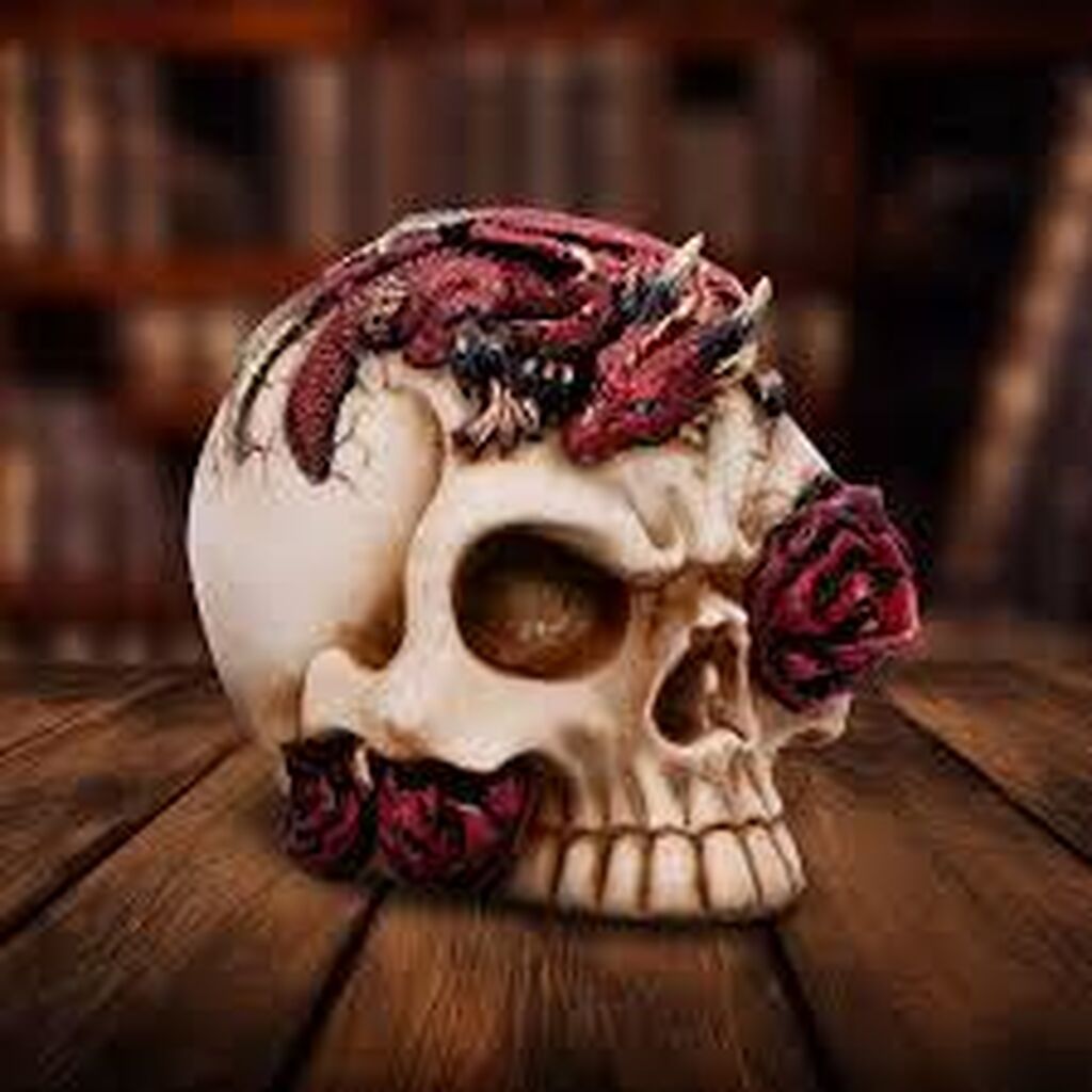 Rose flmae skull