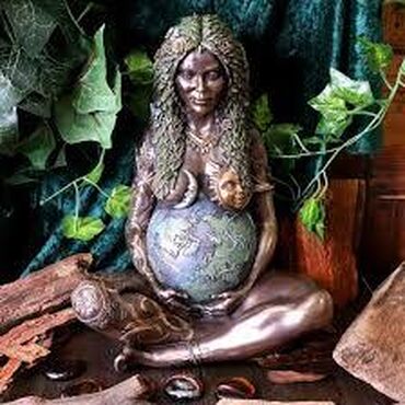 Figurien Mother Earth Large Bronze