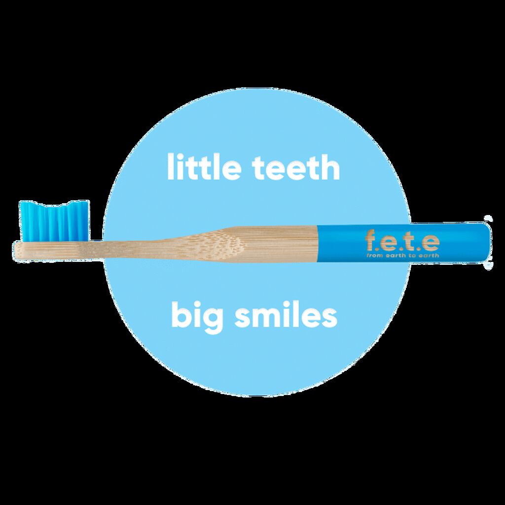 Child Toothbrush With Name Box Soft Brilliant Blue 1