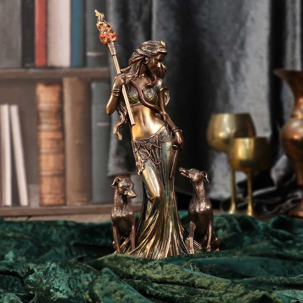 Hecate large