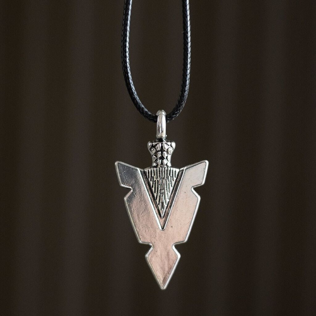 ARROW HEAD