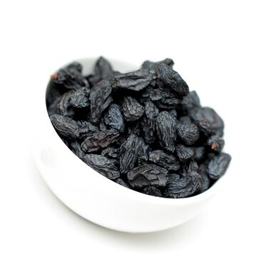 True Natural Goodness  Black Chilean Raisins Chilean Raisins Ways to Enjoy:As a snack – enjoy straight from the pack for a natural energy boost.In baking – add to cookies, muffins, cakes, or homemade granola.With breakfast – mix into oatmeal, yogurt, or muesli.In savory dishes – enhance salads, rice dishes, or tagines with a touch of sweetness.Blended into smoothies – for a naturally sweet and nutritious addition.A delicious and wholesome way to enjoy nature’s natural sweetness!