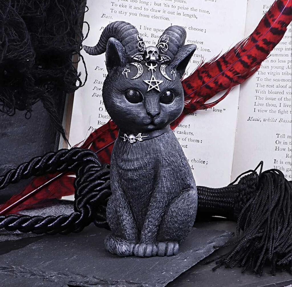 Wicca-cat-figurine