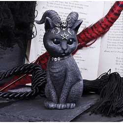 Wicca-cat-figurine