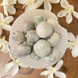 Purple-green-jade-tumble-stone