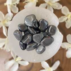 Hematite-crystal-tumble-stone