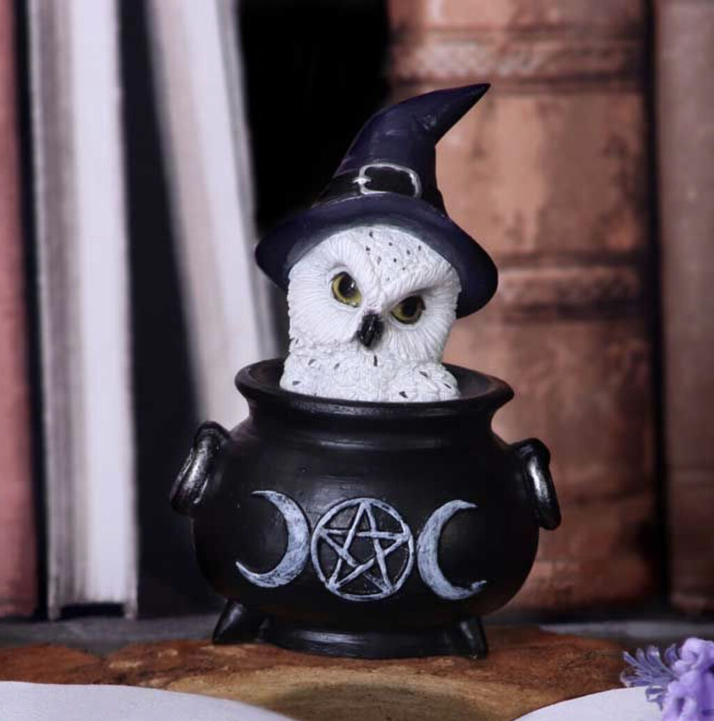 Owls-brew-magical-altar-piece