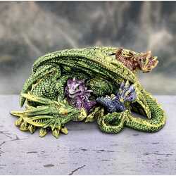 Hatchling-dragons-figurine