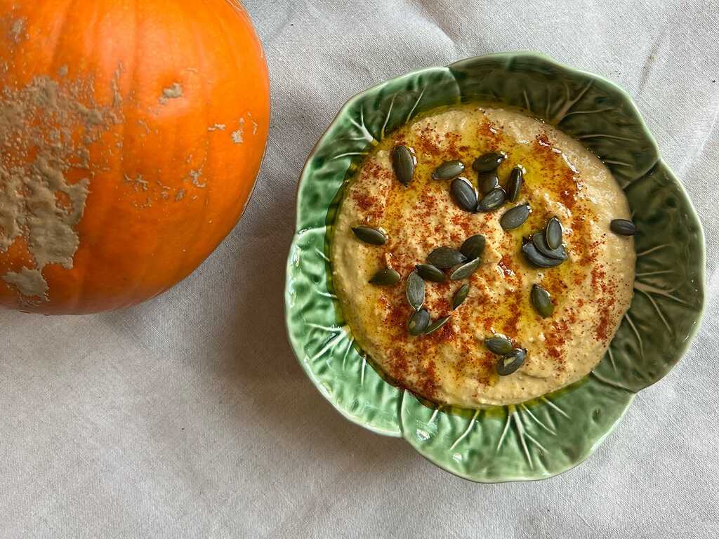 Pumpkin spiced hummus