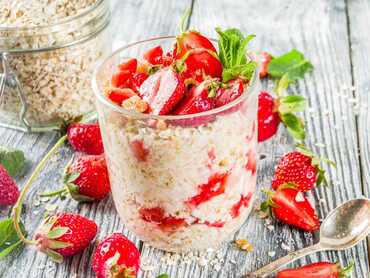 Strawberry Overnight Oats