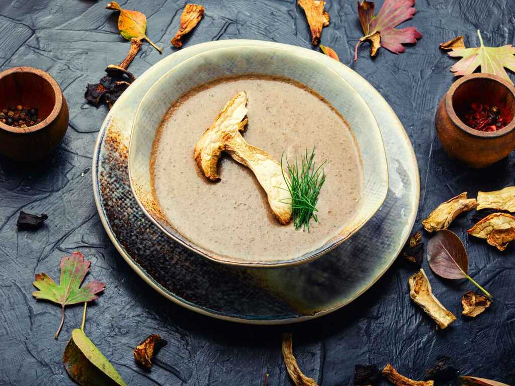 Jerusalem artichoke shiitake soup